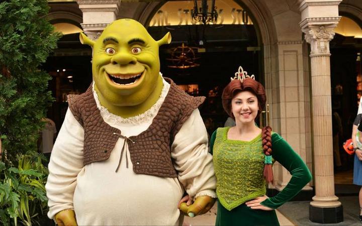 日本环球影城值得去的乐园,日本环球影城迪士尼乐园哪个更好