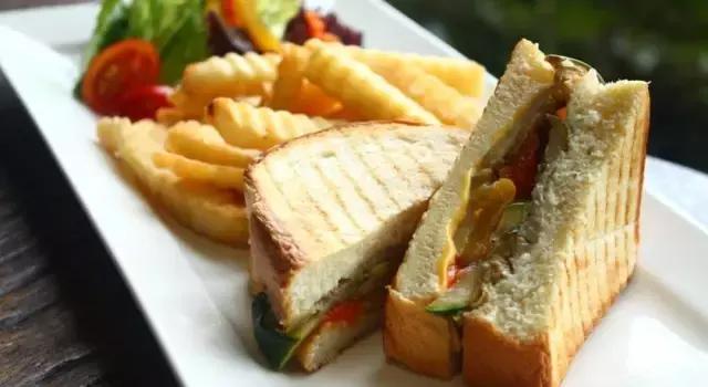 民宿不住江景房,民宿度假不出门