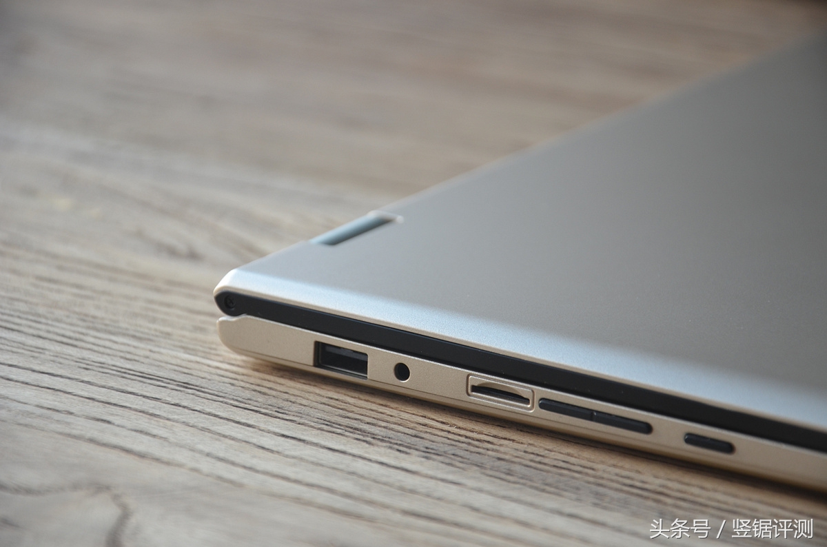 i716g内存512g固态独显,voyo二合一v7平板电脑怎么样