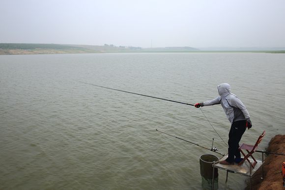 钓鱼最大的乐趣是遛鱼,怎样遛鱼才正确