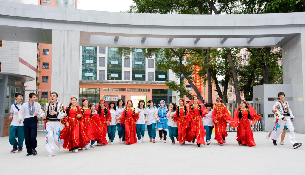 广州商贸职业学院别墅,广州市财经商贸职业学校怎么样