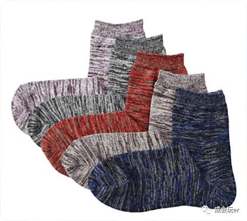 姑娘求你们了，圣诞节别再送钱包领带黑皮带了