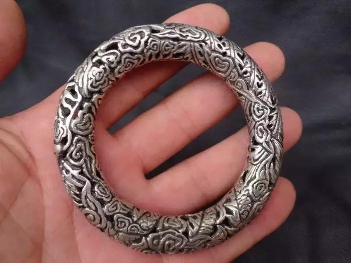 苗银藏银925银是纯银吗,怎么区分藏银纯银真假图片