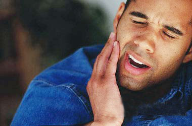 上火牙疼牙龈肿最快止疼法,牙疼牙龈上火吃什么降火好得快