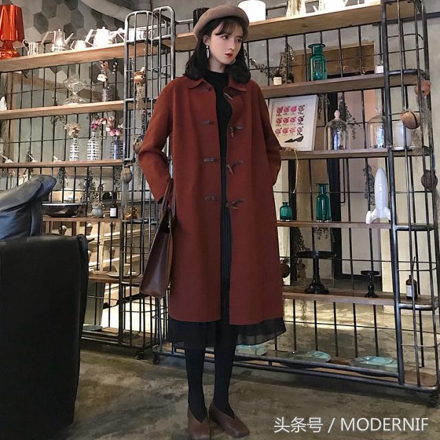 大衣的扣子怎么看上档次,大衣没有扣子怎样加扣子