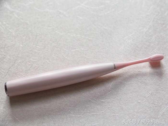 改变刷牙方式?只要一支OcleanOne智能牙刷就可以了