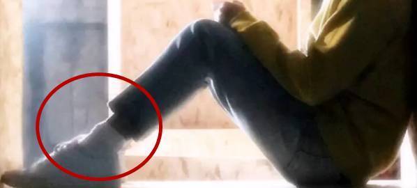 林更新鹿晗红色外套,鹿晗为什么出门水杯不离手