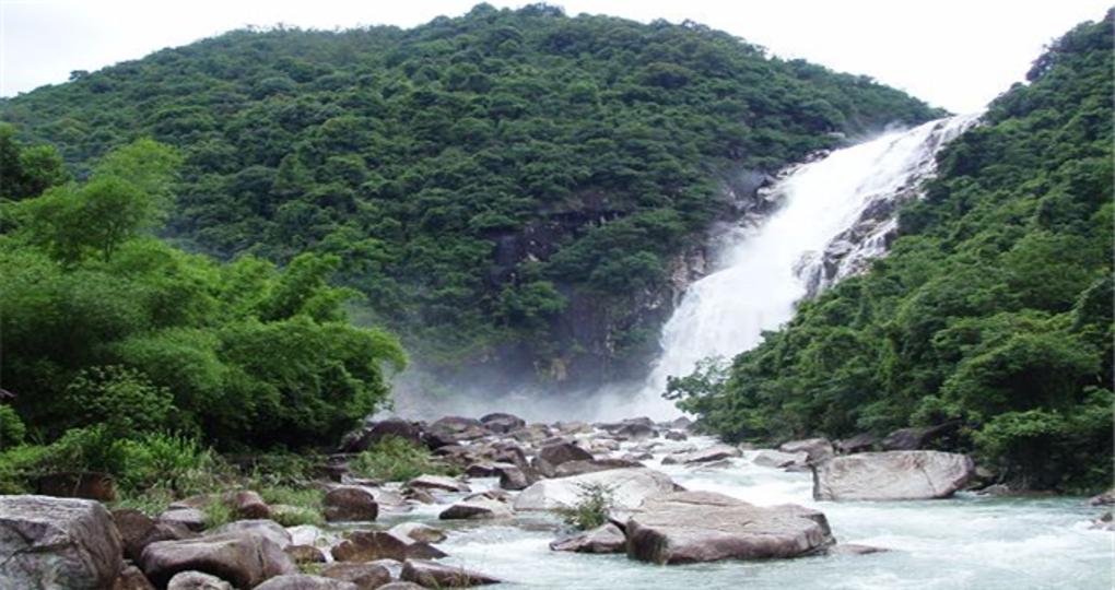 梅汕高铁有望2019年通车，全线7站曾为一座房子而改道