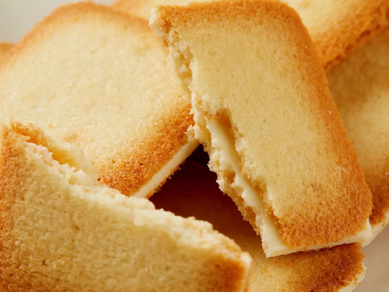 一年卖十亿的糕点,一年卖出3亿张饼的视频