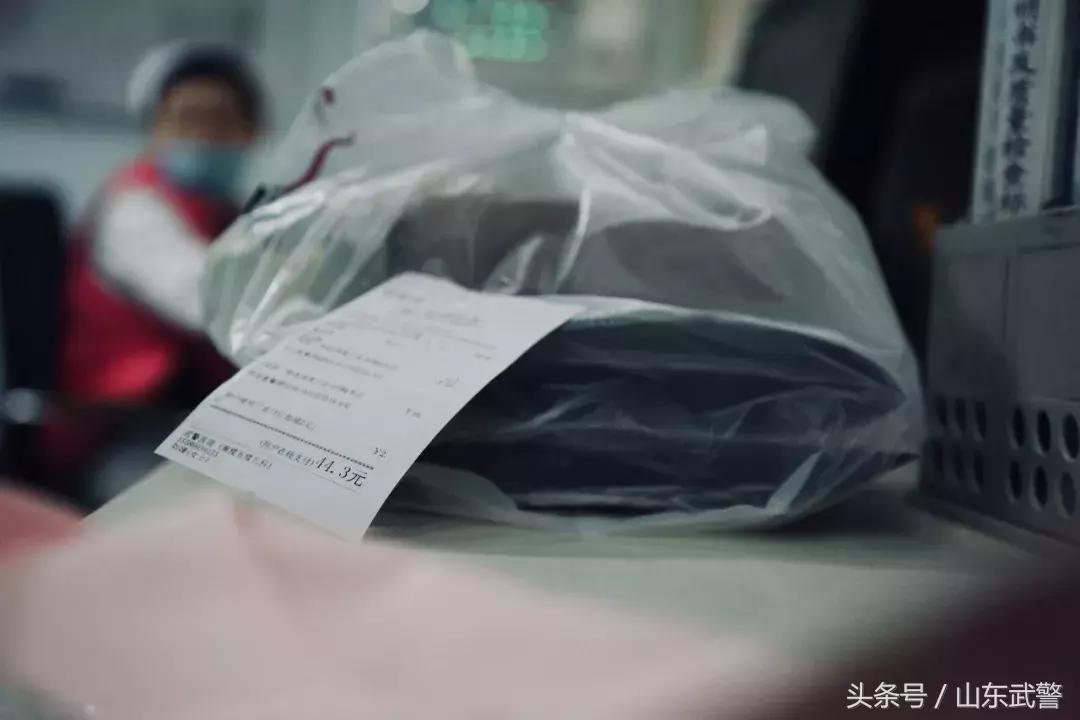 这波感冒来势汹汹,儿科病房爆满!这些医护人员水不敢喝,家不能回!