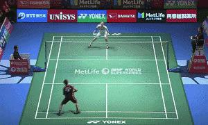 看似简单的发球业余却接不好,羽毛球十大经典战术