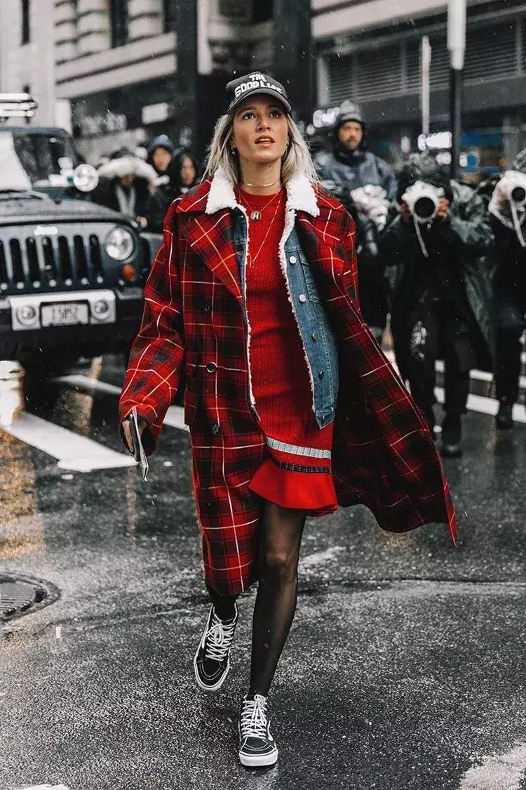 颜值全靠美颜,颜值全靠发型支撑