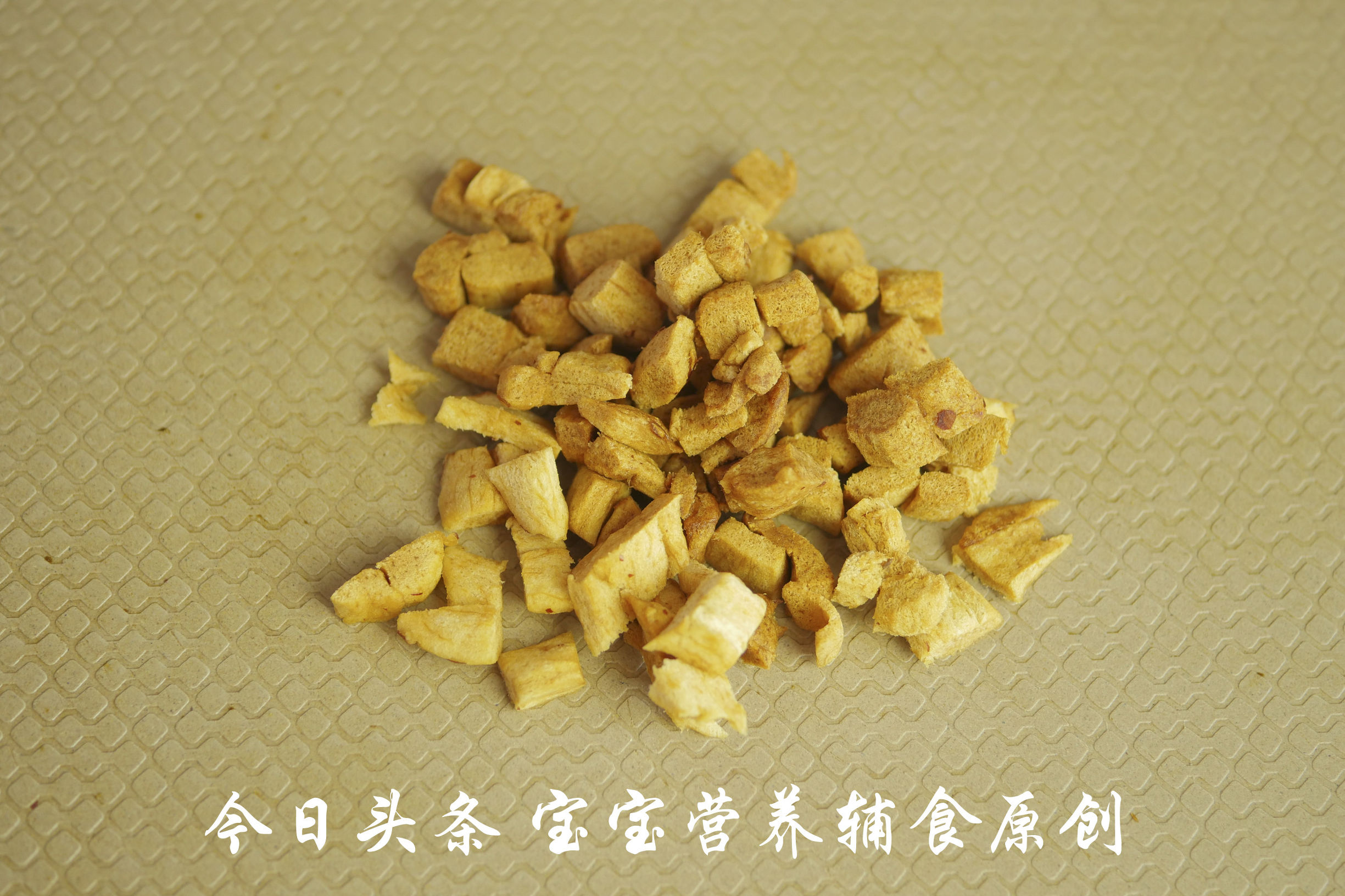 冬天干燥，宝宝却不爱喝水？这样做不仅补水还能健脾养胃