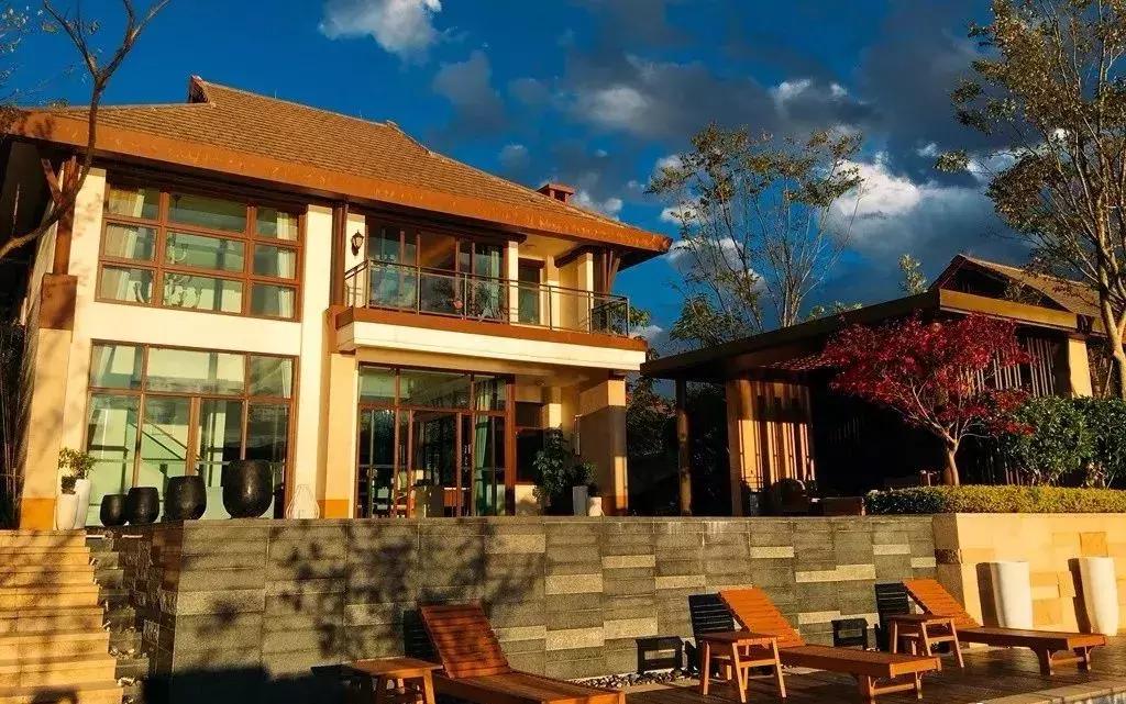 人总要有向往才能去你想去的地方,每个人的内心都有一些想去的远方