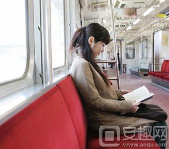 好玩的游戏推荐画风超美的休闲的,耐玩打发时间的游戏