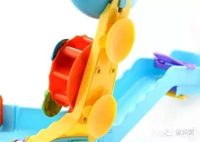 10款全球最热门的洗澡玩具大盘点，把洗澡变成亲子游戏！