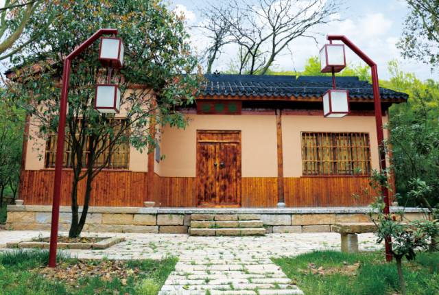 苏州这座山又放大招！吃喝玩乐竟然全都齐了！别拦我，我要上山~