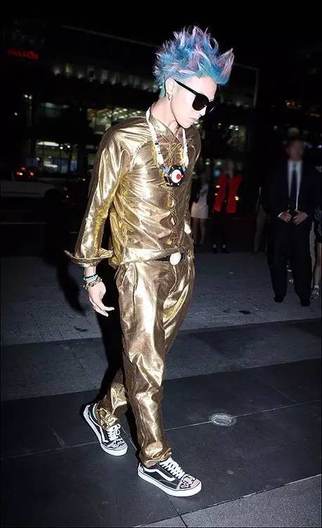 g-dragon鍒涗綔,g-dragon鍚屾