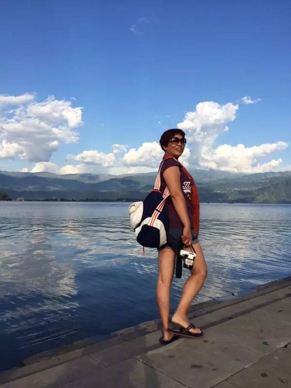 她，用旅行，战胜了癌症。