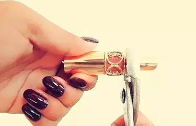 ysl圆管16号刘诗诗同款,刘诗诗大婚时用的哪款口红