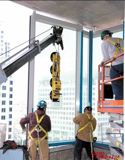 刮风把门窗刮下来了,刮风窗户掉下去了谁的责任