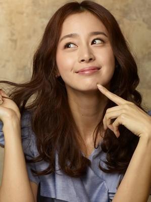 韩式中分大卷发发型图片,韩式中分卷发怎么烫