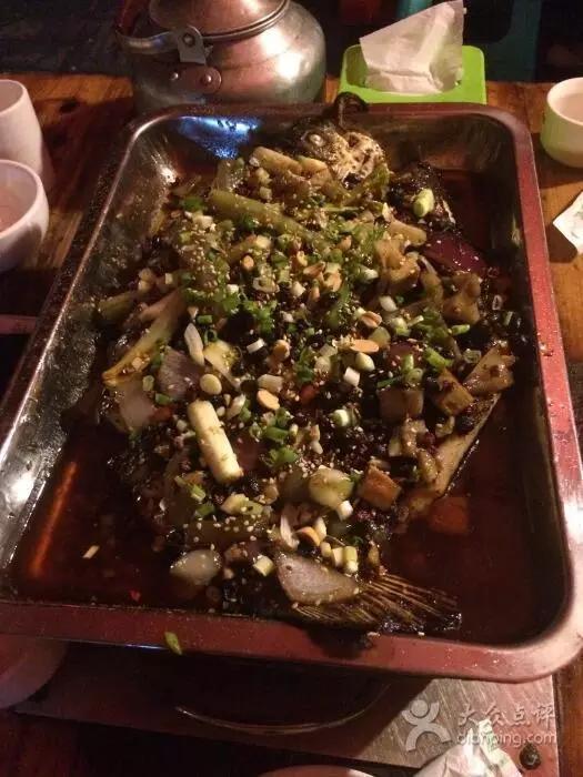 重庆必吃的100家烤鱼店,重庆本地人爱吃的10家火锅店