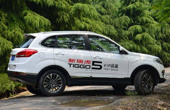 奇瑞瑞虎81.5试驾,瑞虎5x1.5自吸试驾视频