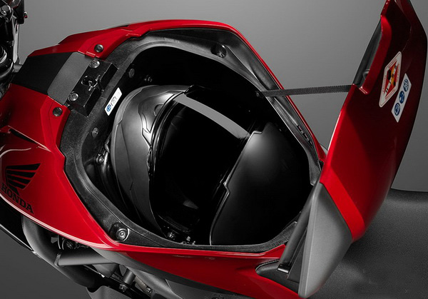 本田摩托车cb500x与nc750x对比,本田cb500x与nc750x怎么选