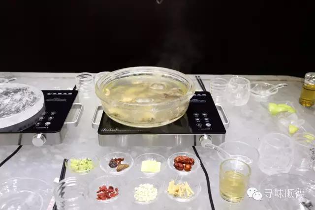 顺德大良||当水晶遇上美食，可以产生点样嘅磁场共振？