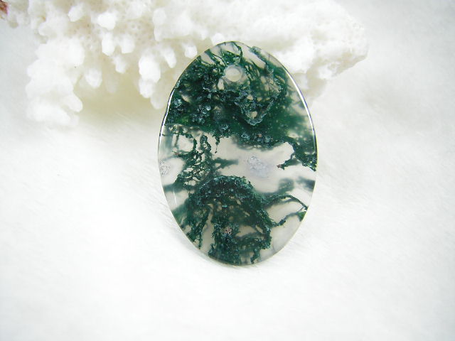 水草玛瑙什么功效,苔藓玛瑙和水草玛瑙哪个价值高