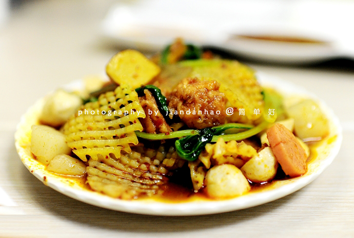 抚顺最好的麻辣拌串,抚顺风靡特色小吃麻辣拌