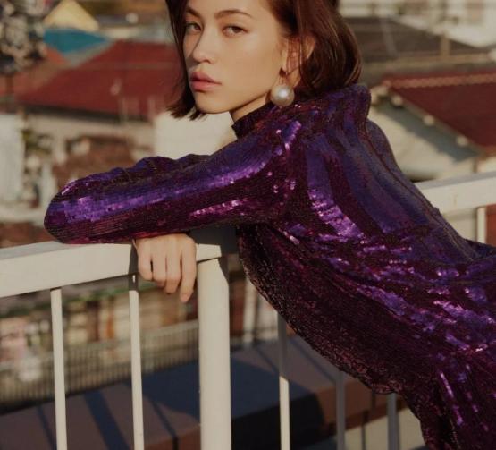 识衣间VOL.77：再见了原谅绿，明年就该酱紫穿！