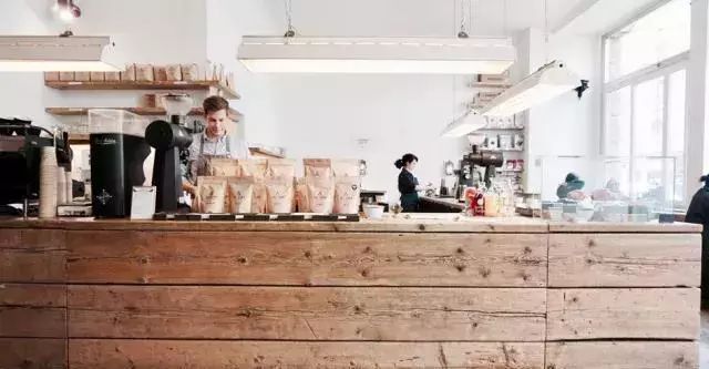 2017年最后一场杯测，巴黎+鹿特丹+柏林的好咖啡，跟行走的咖啡地图一起跨年