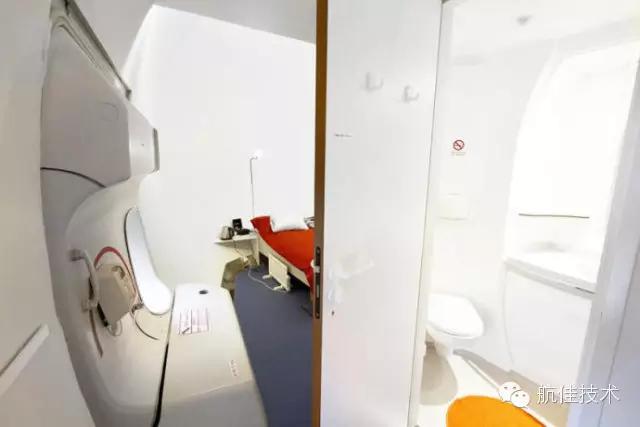 退役后的飞机都被搬去了哪里,退役飞机为啥放到美国