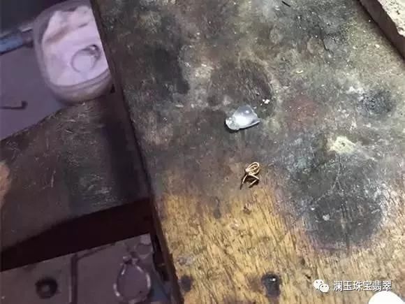 不得不佩服师傅的手艺,不得不佩服雕刻师