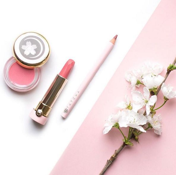 杨树林深唇镜面大牌口红测评,杨树林口红必买色号黄皮推荐