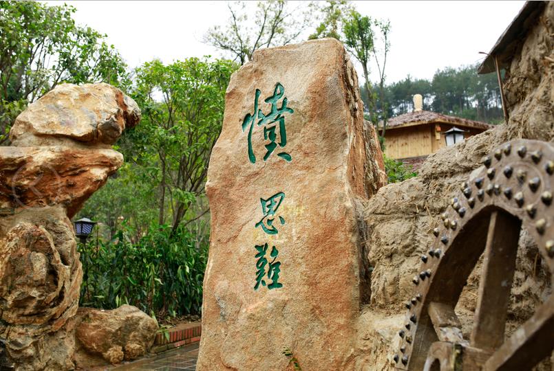 三里畈温泉度假村有什么好玩的,三里畈温泉度假村夜景