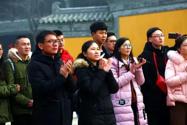 少林小子李连杰几岁,李连杰小时候在少林寺