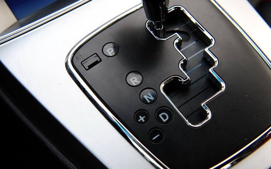 劳恩斯酷派二手爆改,二手现代劳恩斯酷派白色