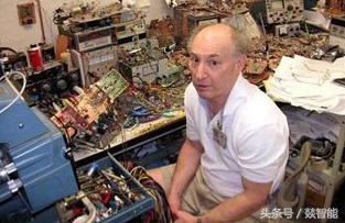 硬件工程师和软件工程师哪个厉害,硬件工程师和嵌入式硬件工程师