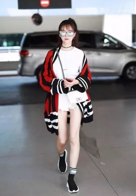 杨幂秋冬新款靴,杨幂热巴唐嫣同款