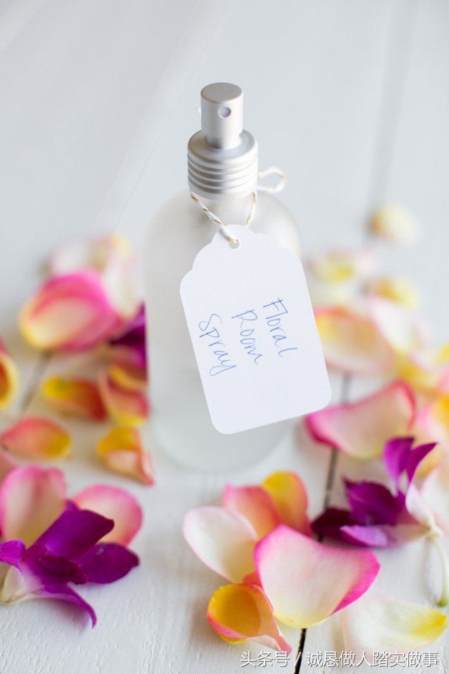 怎么用精油做一瓶空气清新剂,如何自制空气清新剂香氛