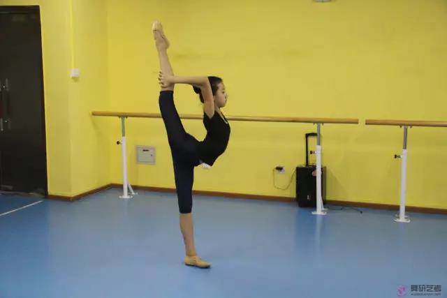 史上最痛苦的软开度训练,成年人软开度超实用训练方法