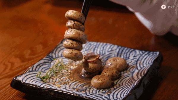 只想来这家居酒屋吃个饭，没想到找到了另一半……