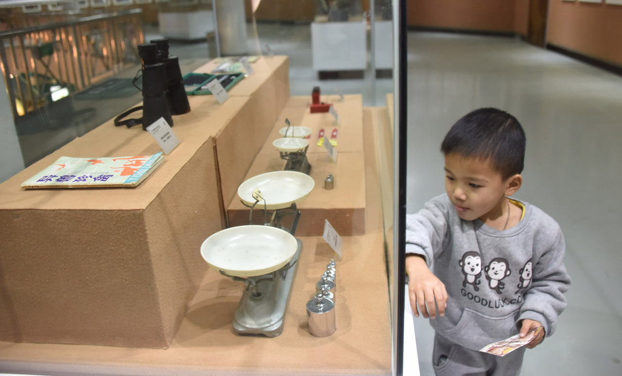 广州动物园40年前,70年代广州动物园