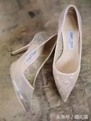 挑婚鞋挑到奔溃？几招教你搞掂完美婚鞋