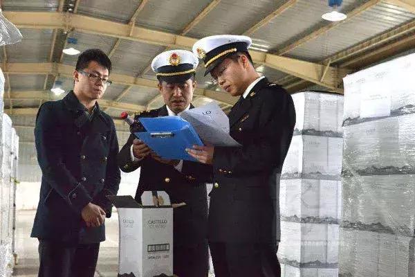 从香港寄快递回内地有什么靠谱又高效的选择？