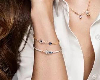 施华洛世奇10年前买的,施华洛世奇水晶卖了值钱吗