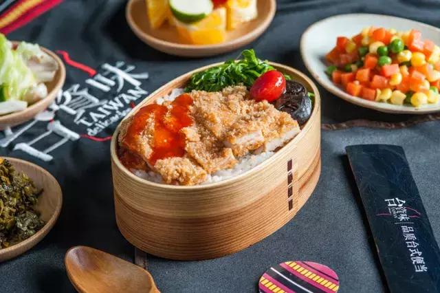 如何加盟台资味外卖快餐,台资味卤肉饭加盟费